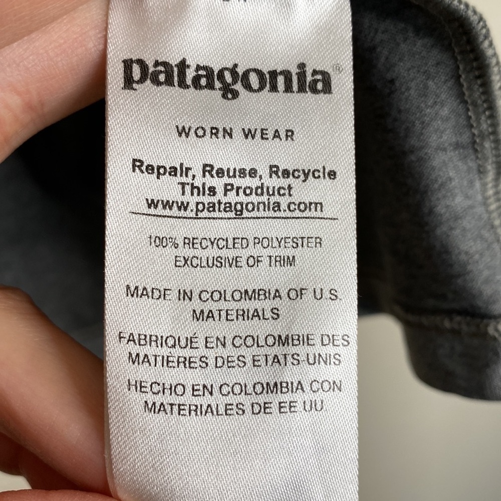 Patagonia t-shirtlight weight shirt men’s medium EUC - Picture 4 of 4